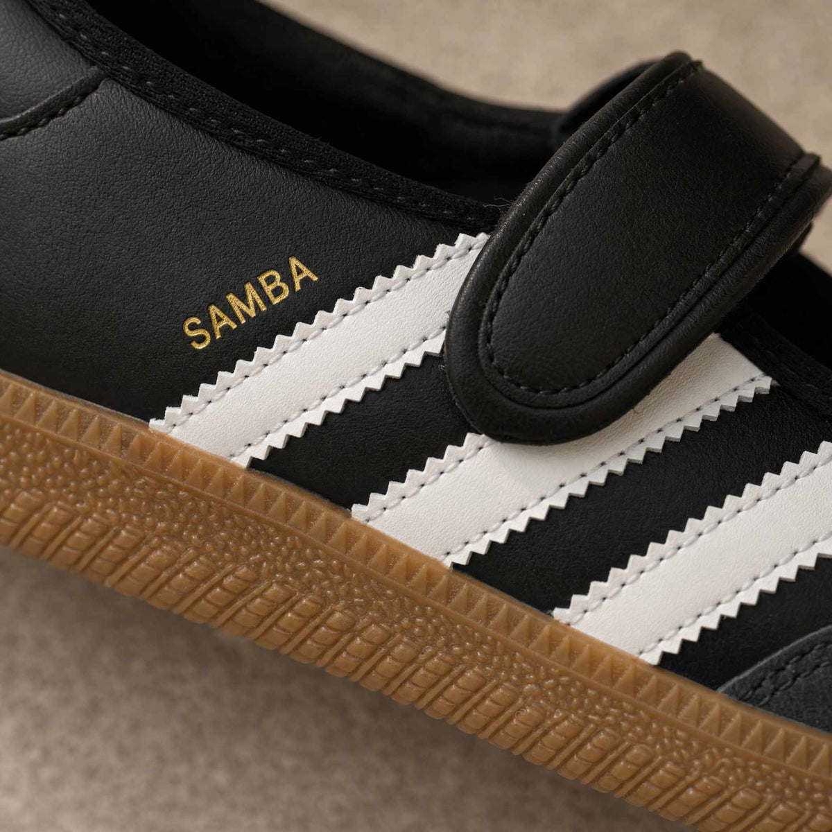 Samba Jane Black